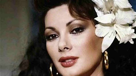 edwige fenech oggi|EDWIGE FENECH 5 film in cui è IRRESITIBILE (con clip)